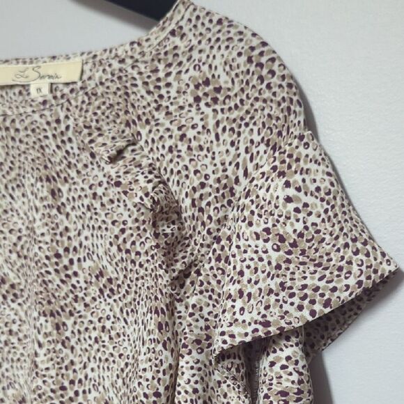 Tan and Brown Ruffled Blouse with Relaxed Fit - Picture 3 of 6